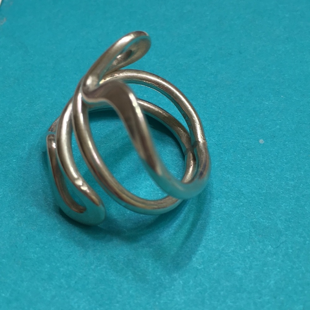 Free form ring - Picture 2 of 6